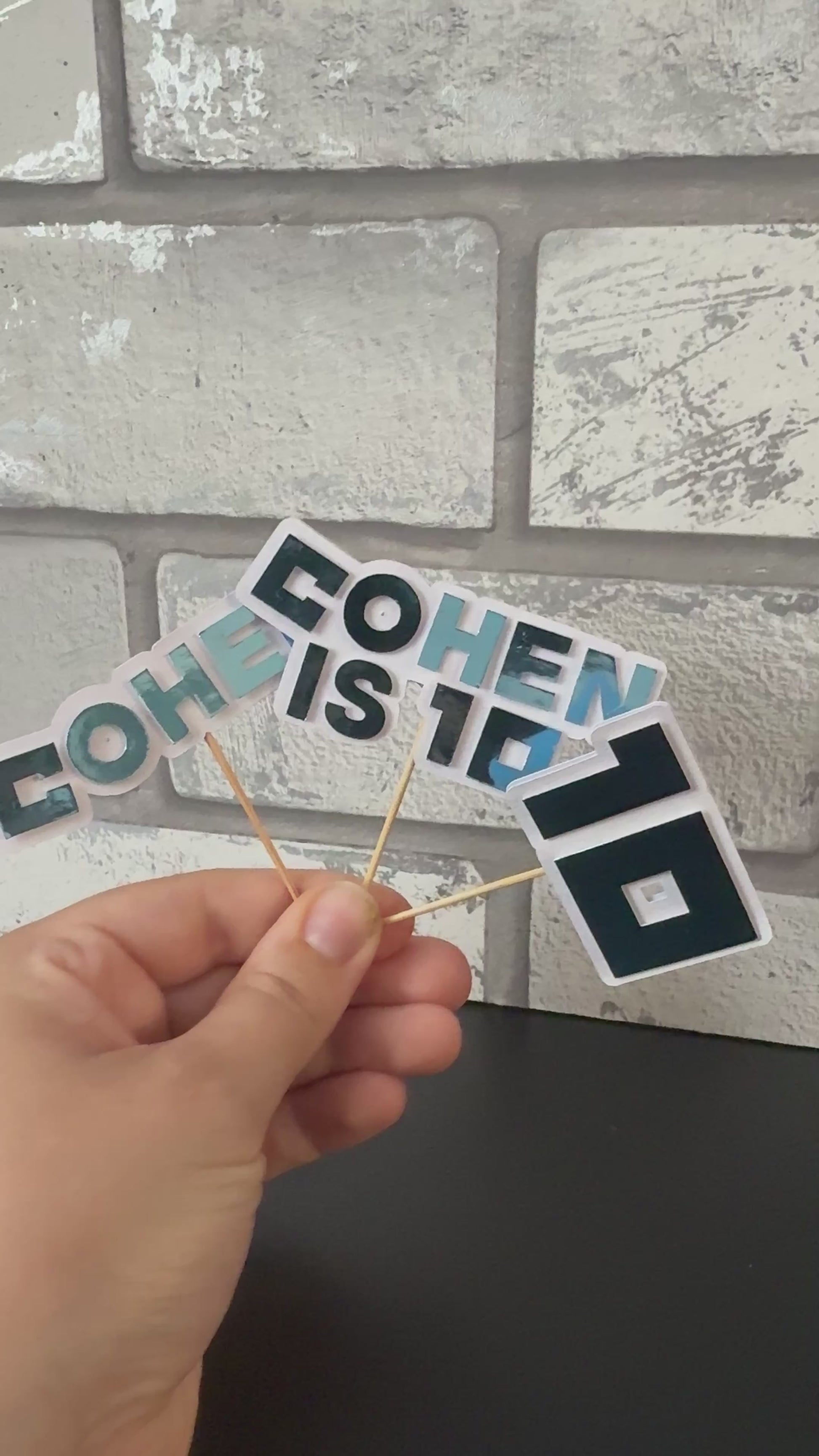 Personalised Roblox cupcake toppers with custom name